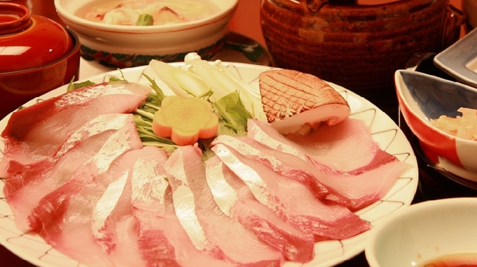 【宿泊者限定　和夕食】日本料理雲海で季節の味わいを選べる3品と地酒3種飲み比べ（朝・夕2食付）
